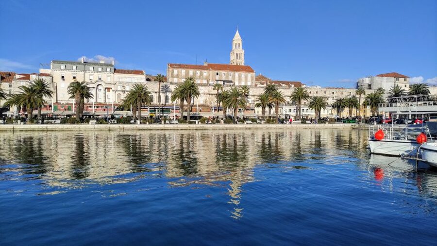 Split: city center private walking tour 2 h - Finishing on the waterfront