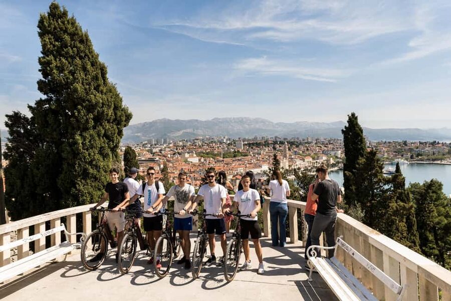 Split City & Marjan Park Electric Bike Tour - Guides, comfort, and the level of commentary