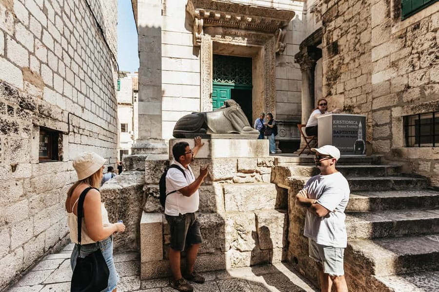 Split: Diocletian Palace & Old Town Guided Walking Tour - Key points to know before you book