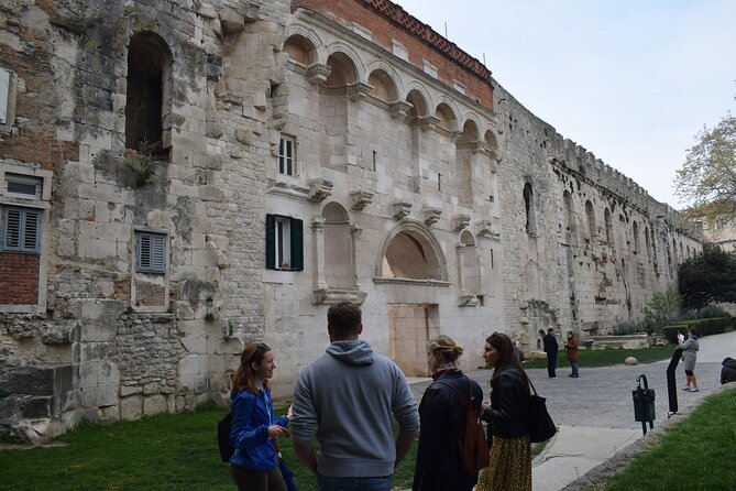 Split: Diocletian's Palace Walking and Wine Tasting Tour - The wine bar can be worth extending