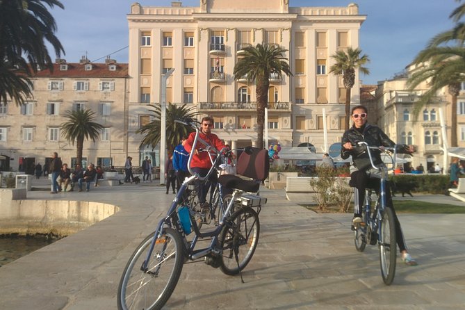 Split Electric Bicycle Tour - Learning the throttle and handling the unusual bikes