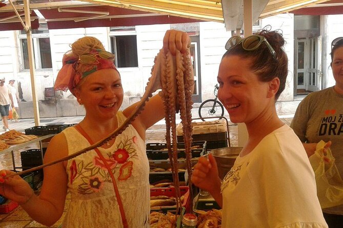 Split: Food Tasting Small Group Tour - Food Included - Key points to know before you book