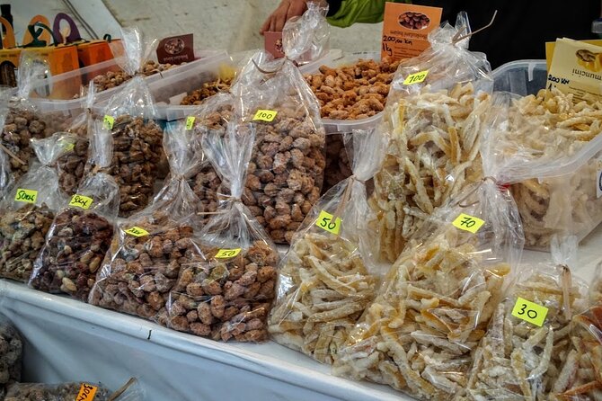 Split: Food Tasting Small Group Tour - Food Included - How much food is included?