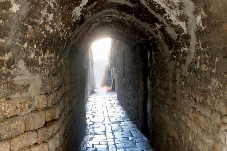 Split: Game of Thrones Tour with Diocletian's Palace Cellar - Who should book this Split tour?