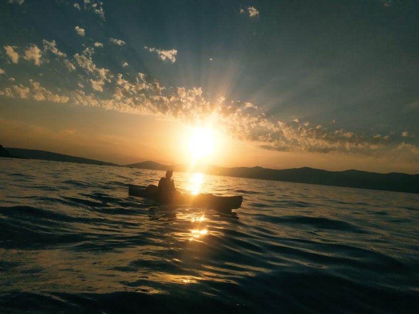 Split: Guided Sunset Sea Kayaking & Snorkeling Tour - Who should book this Split kayaking tour?