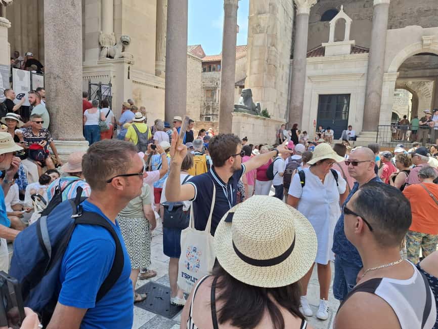 Split: History Walking Tour of the Old Town - Peristyle and the Mausoleum: the palace at its grandest
