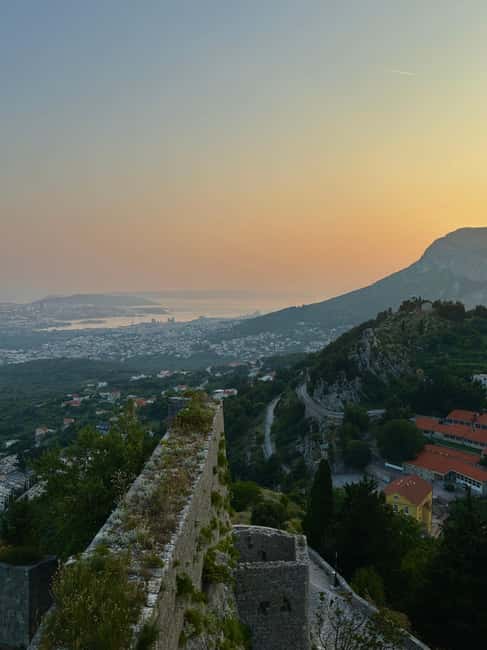 Split: Klis Sunset Sightseeing Bus Tour - Walking into Klis Fortress