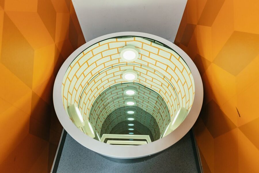Split: Museum of Illusions Entrance Ticket - A head on a tray and a climb onto the ceiling