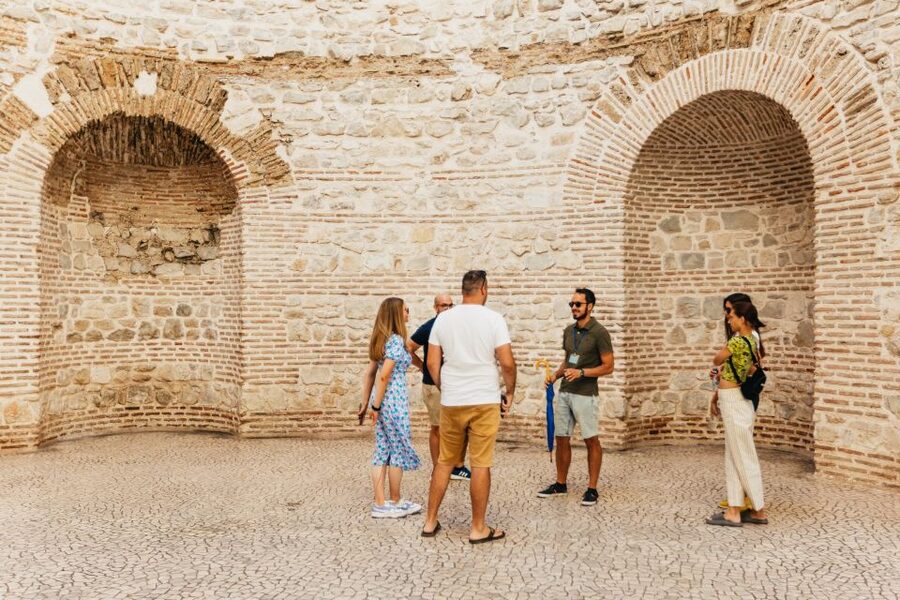Split: Old Town and Diocletian Palace Walking Tour - What the guide adds to the experience
