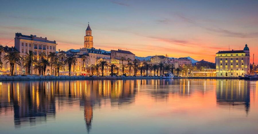 Split: Old Town & Diocletian's Palace Earlybird Walking Tour - Meeting the guide at the Split Port