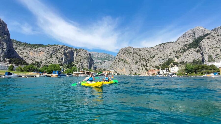 Split/Omiš - Guided Kayaking & Snorkeling Tour Cetina River - Paddling Down the Cetina for 1.5 Hours