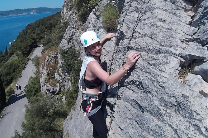 Split Rock Climbing Tour - Climbing routes for first-timers and regular climbers
