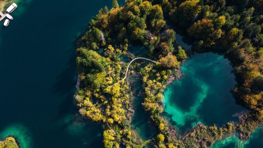 Split: Self-Guided Plitvice Lakes Day Tour with Boat Ride - Key Points At a Glance
