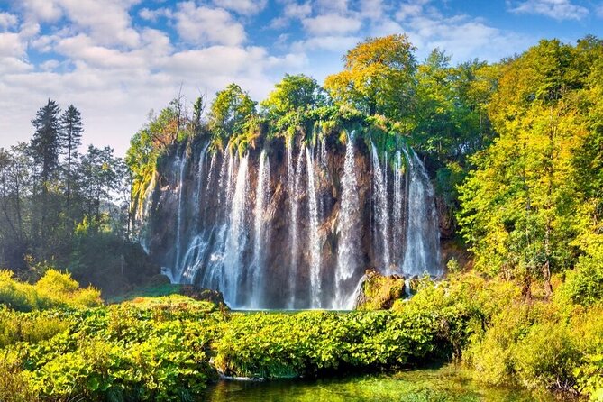 Split to Plitvice Lakes Private Tour with Local Guide - Leaving Split in a private vehicle