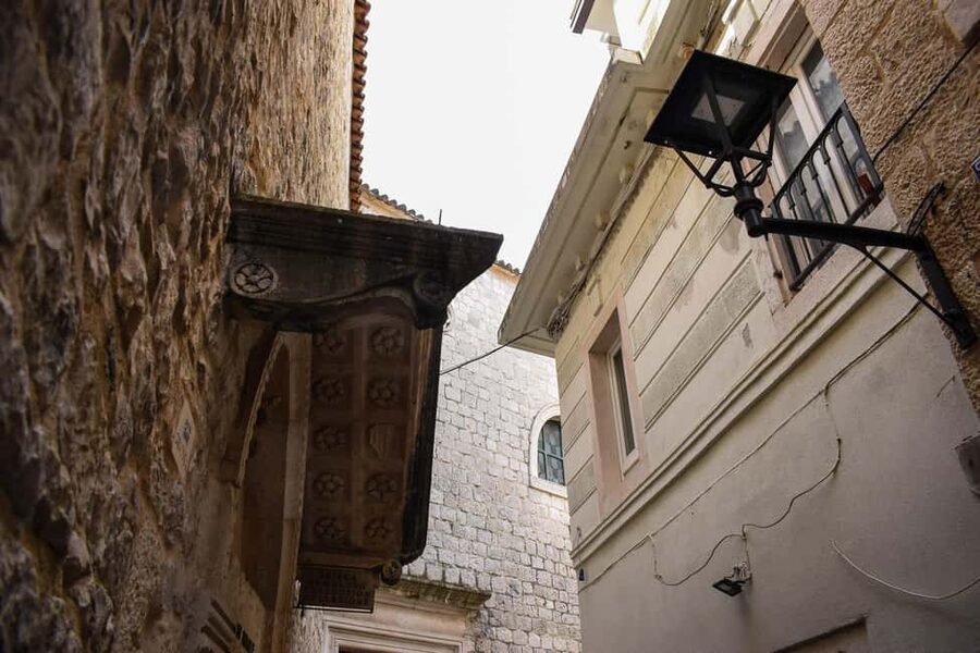 Split: Trogir Open Top Bus Trip + Free Split Walking Tour - Why Trogir makes a good morning trip from Split