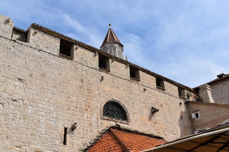 Split: Trogir Open Top Bus Trip + Free Split Walking Tour - Klis Fortress and Hidden Dalmatia: clarify these highlights