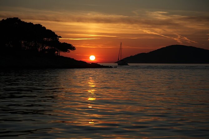 Sunset Sailing Tour on the Pakleni islands - Is $100 a Fair Price?