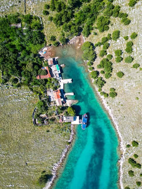SURPRISE TOUR KORNATI & TELASCICA Boat Tour - Slano Jezero, the salt lake in Telascica