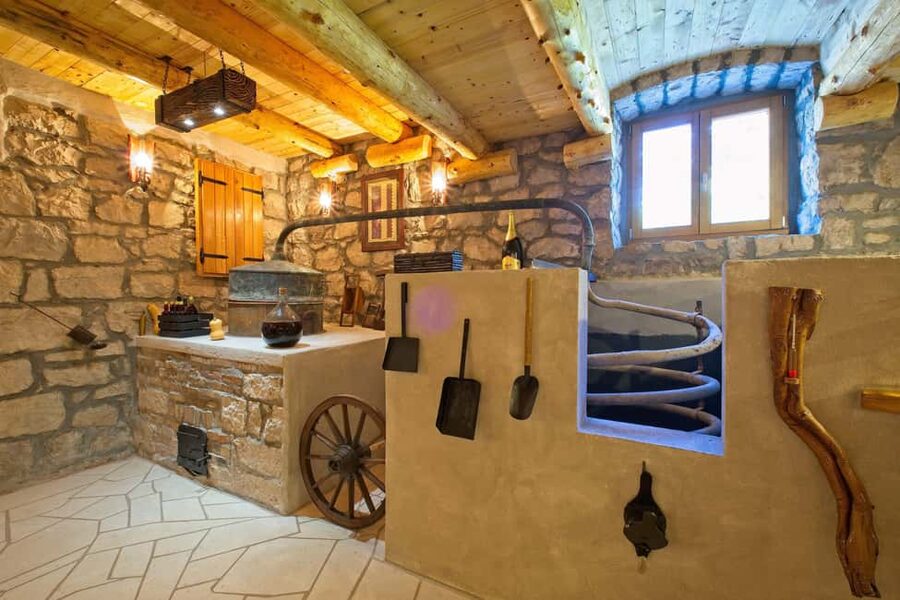 Taste & Tradition of Dubrovnik Countryside - A short stop at Winery Brajković