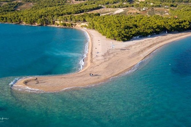 Taxi Supetar, Brač - A private van that works for families and luggage