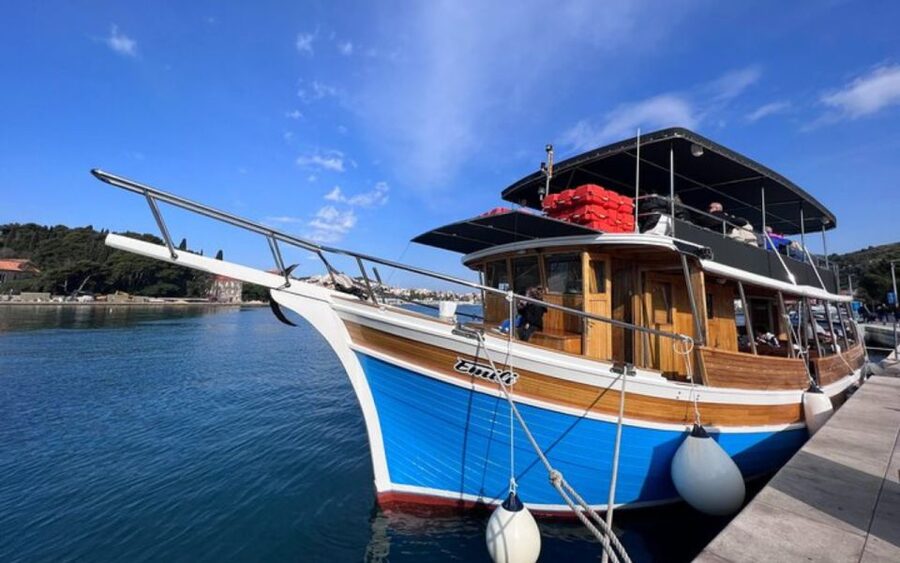 Three Island Boat Tour With Lunch - Lopud gives you the longest island break