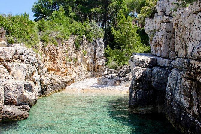Three Islands Private Speedboat Tour With Blue Lagoon Stop - Two hours in Maslinica
