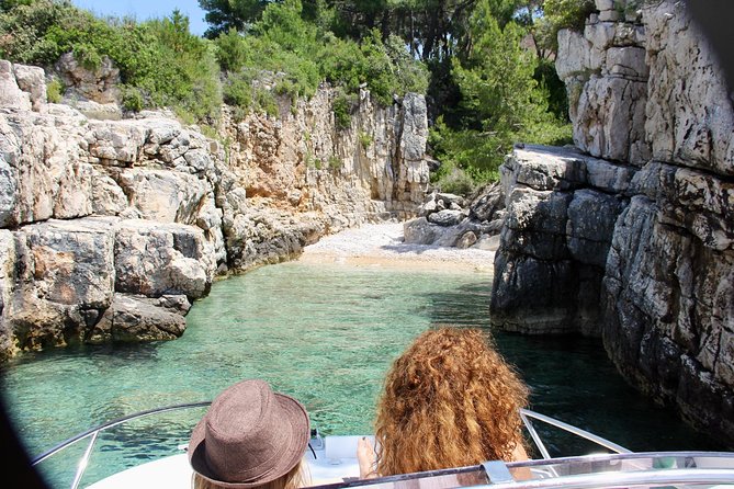 Three Islands Private Speedboat Tour With Blue Lagoon Stop - The Blue Lagoon and Krknjaši Bay finale