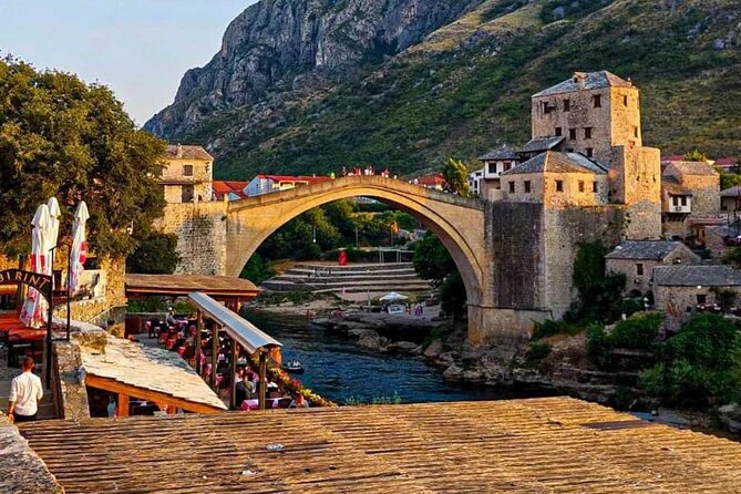 TOP OFFER: Dubrovnik to Split via Ston, Počitelj, Mostar, Kravica - Crossing into Bosnia and Herzegovina at Počitelj