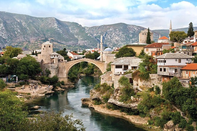 Traces of Orient in Mostar from Dubrovnik - Transport, group size, and summer comfort