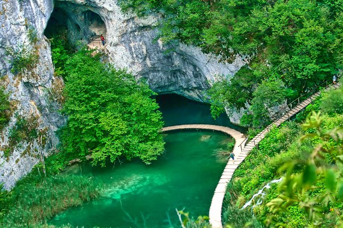 Transfer from Zagreb to Split with Entry Ticket to Plitvice Lakes - The Željava airbase photo stop