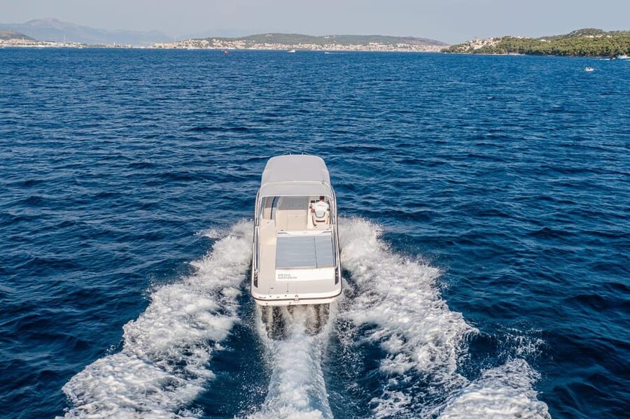 TROGIR: Blue Lagoon & 3 Islands Half-day Speedboat tour - Who will enjoy this speedboat trip most?