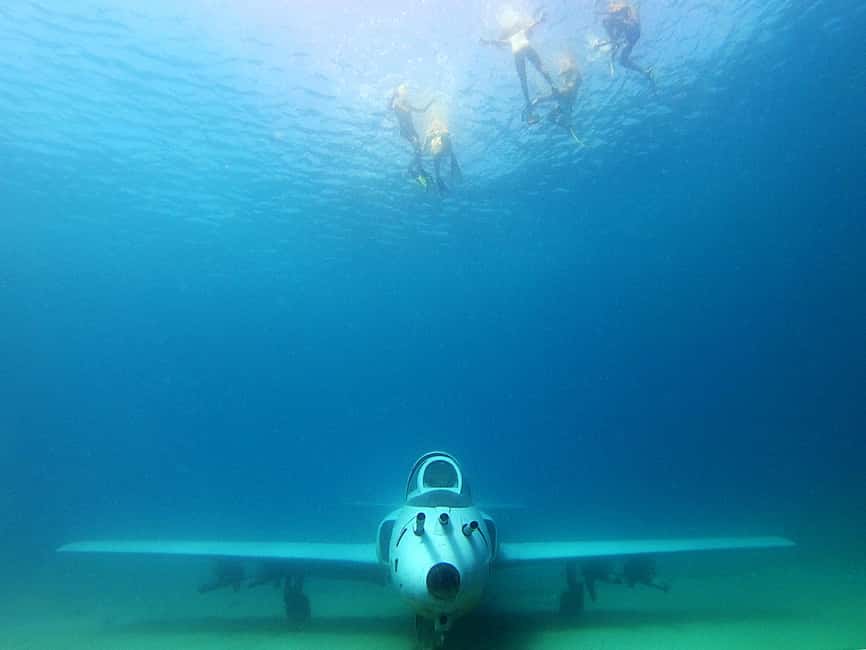 Trogir: Boat tour to Unique underwater museum - The Jesus statue and the airplane
