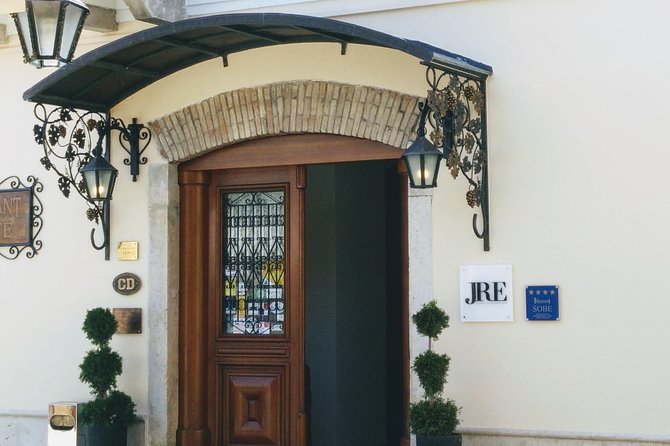 Truffle and wine / Taste of Istria from POREC, ROVINJ, PULA - Hunting Truffles With a Trained Dog