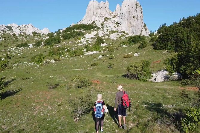 TuLove 4L, Velebit Safari, 4x4 off-road and hiking - The 4x4 Drive Through Velebit Nature Park