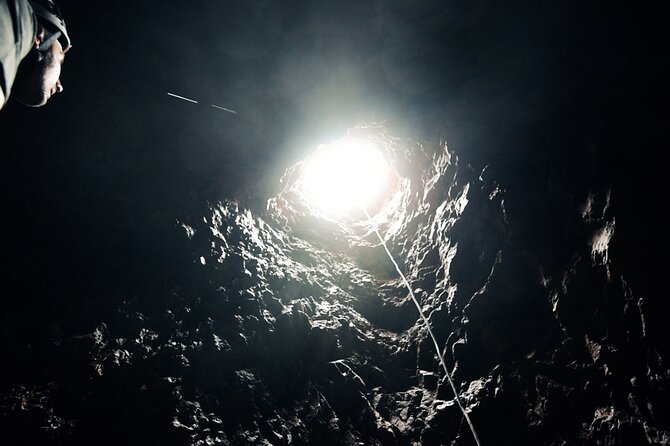 TUNNEL ABSEILING PLUS tour the underground - Darkness, audio-visual effects, and the final challenge