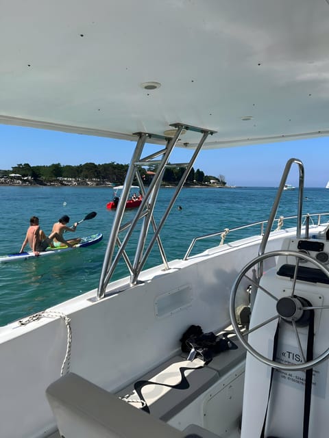 Umag: Snorkeling & dolphinwatching morning boat tour - Snorkeling near the Zambratija reef