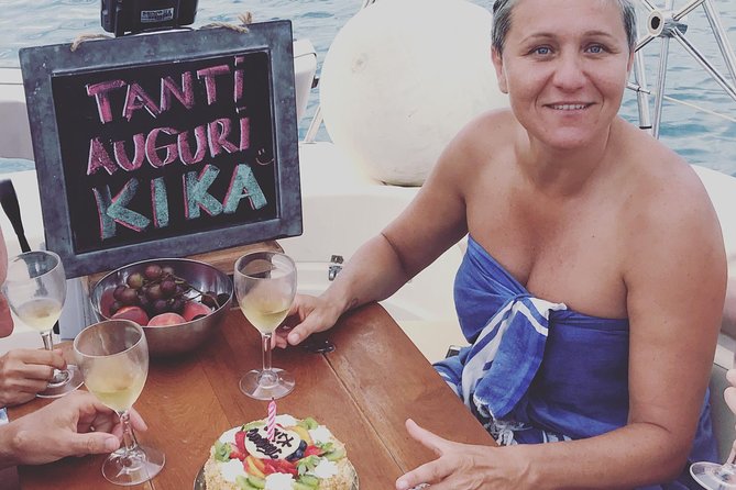 Unique Sailing Experience - Homemade tapas and wine on the water