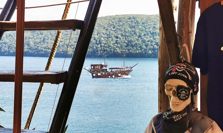 Vrsar: Lim Fjord Boat Tour with Swimming near Pirate's Cave - Key points before you book