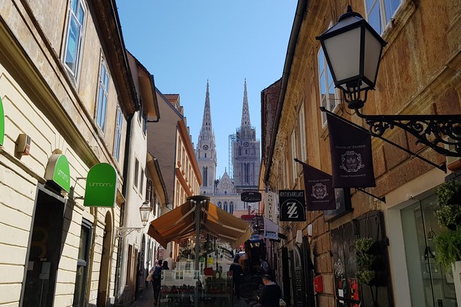 Walking tour of Zagreb - Petrinjska Gate and the descent to Tkalčićeva