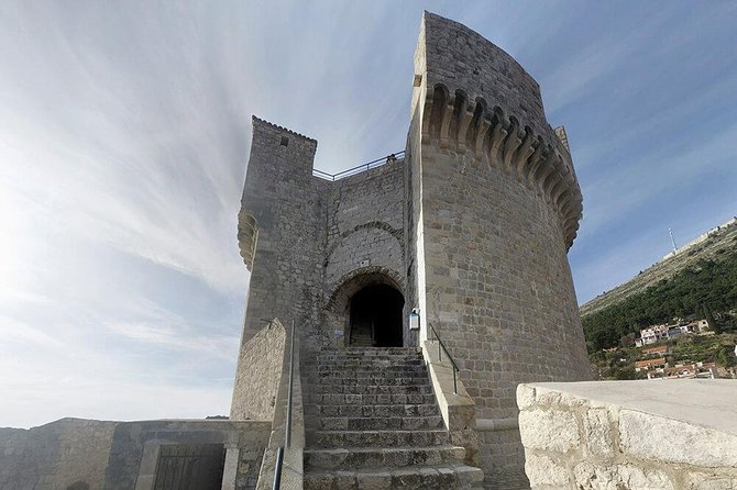 Walls Of Dubrovnik: Small-Group Walking Tour With A Local - Key Points At a Glance