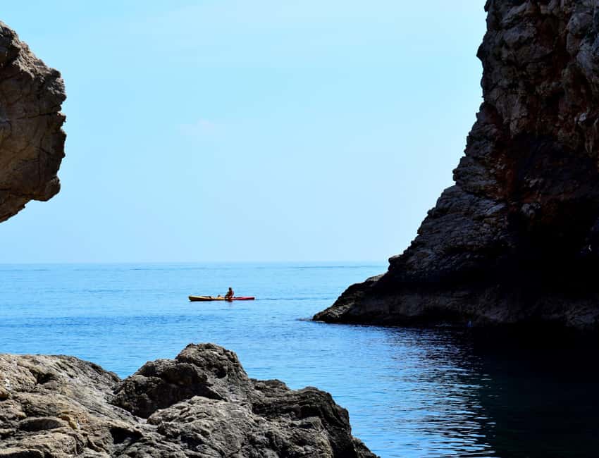 Water activity, kayak tours with a guide, cliff jumping - What the $59 price really covers