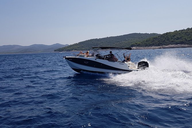 Water Taxi Ride from Split Airport to Hvar - Key points at a glance