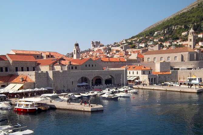 Welcome to Dubrovnik Walking Tour - Starting at Pile Gate and finding your bearings