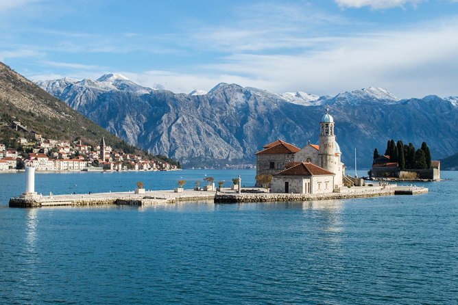Welcome to Dubrovnik Walking Tour - Stories of war and modern Dubrovnik
