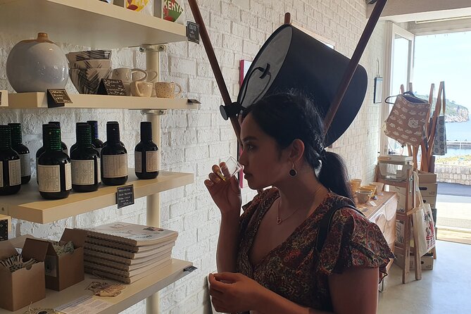 Wine, food and olive oil by PhD student - Starting at Onofrio’s Fountain