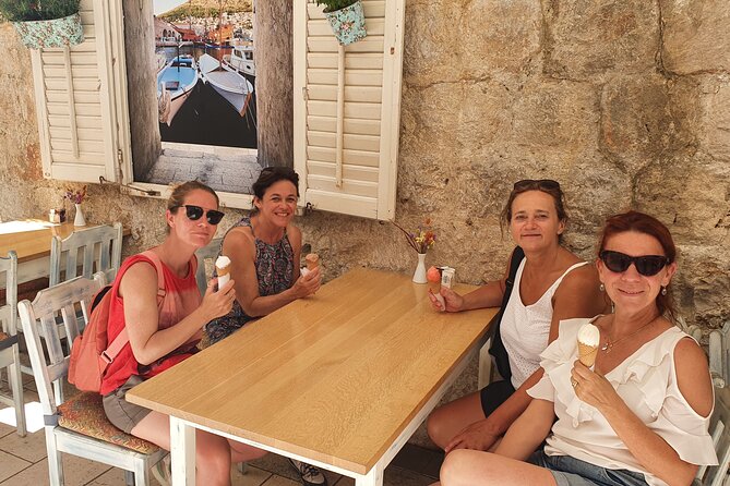 Wine, food and olive oil by PhD student - Walking past the Rupe Museum