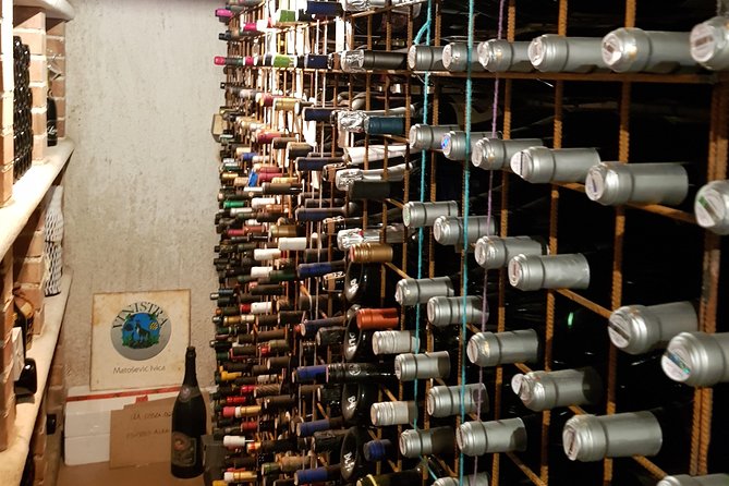 Wine Tour - The Best of Istria - Snacks that keep the wine grounded
