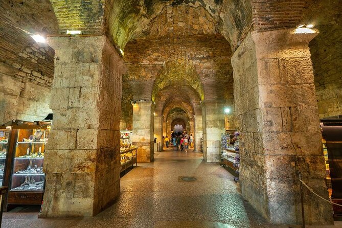 YOUR BEST PRIVATE TOUR - amazing Split and Diocletian's palace - The Peristyle, where 3,000 years meet