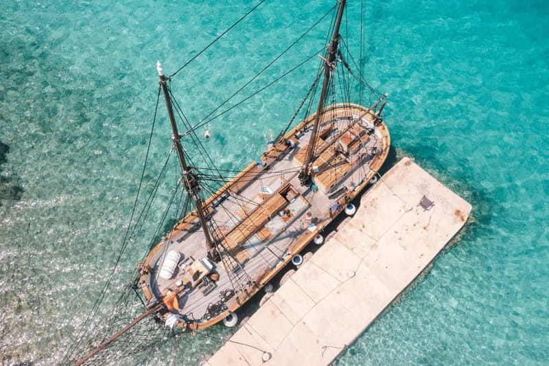 Zadar: Boat Tour with Unlimited Wine & 3 Stops - Kukljica: the first 45-minute stop