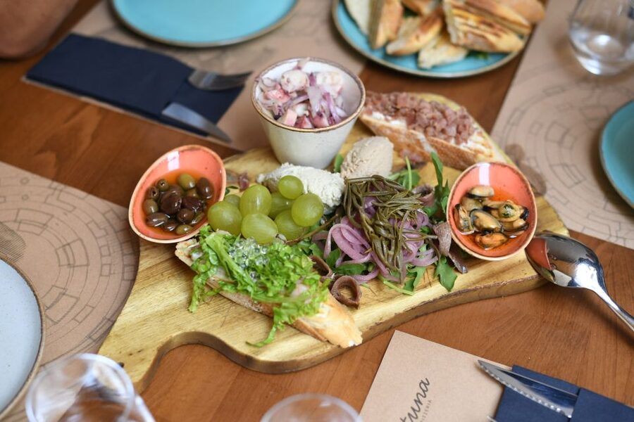 Zadar: Culinary Walking Tour with Food Tastings - What The Guides Add